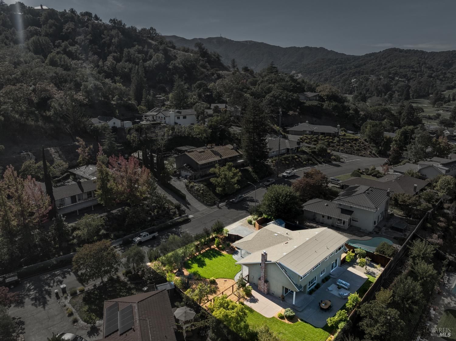 17 Carnoustie Drive Novato CA 94949