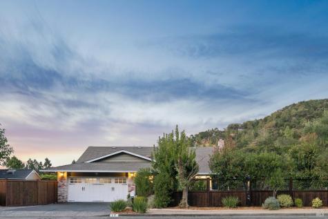 17 Carnoustie Drive Novato CA 94949