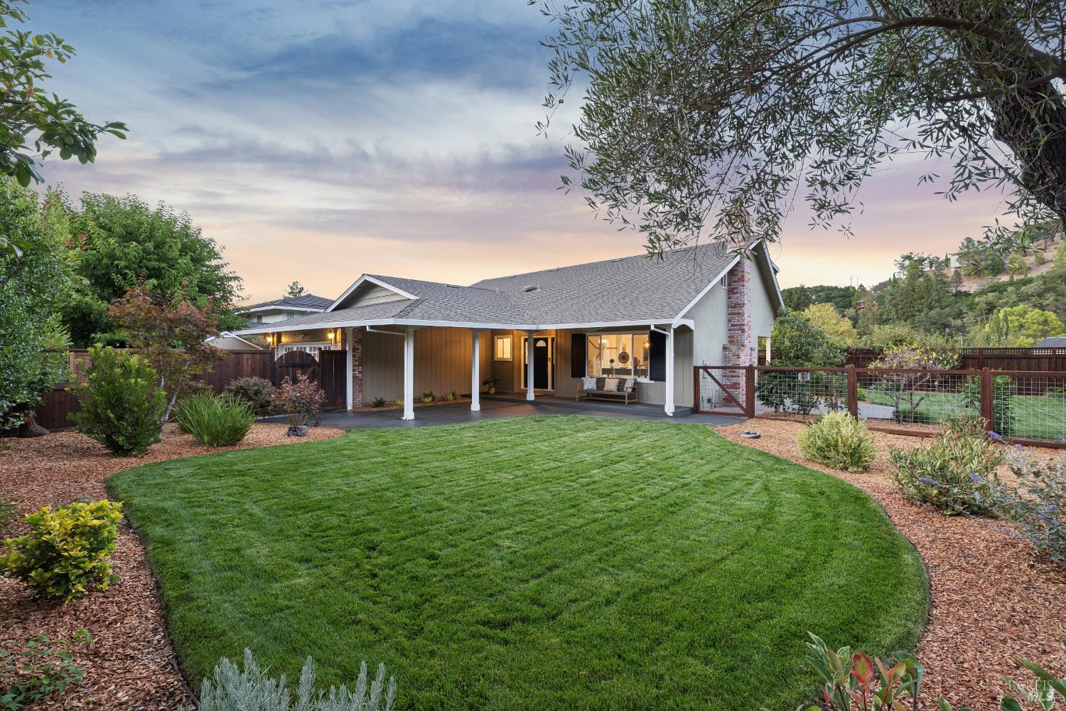 17 Carnoustie Drive Novato CA 94949