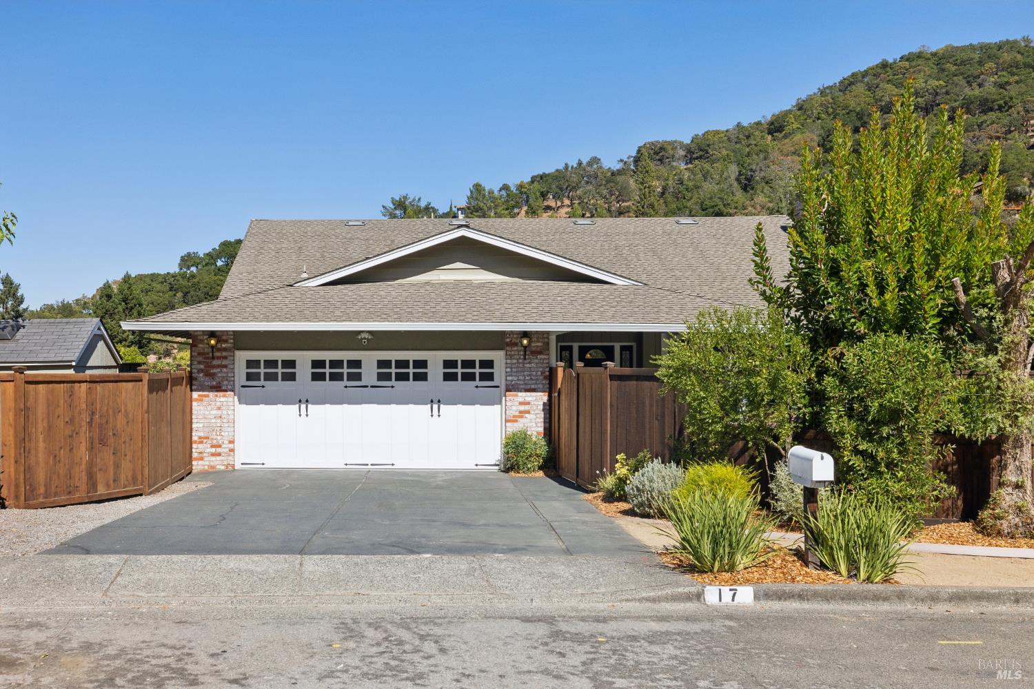 17 Carnoustie Drive Novato CA 94949