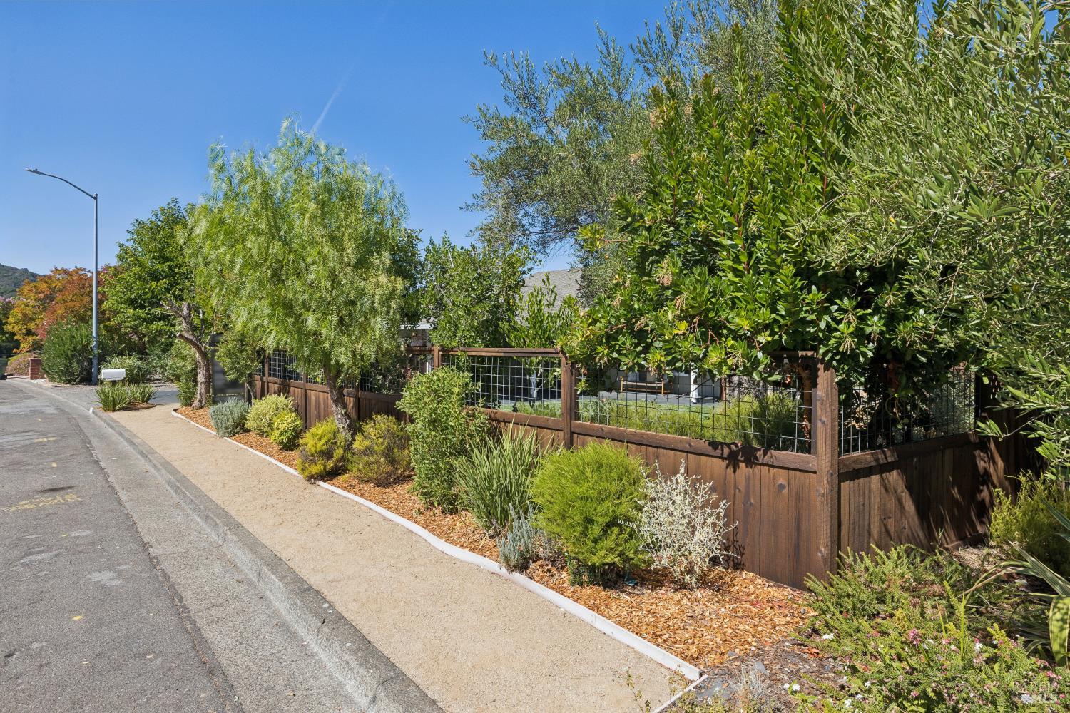 17 Carnoustie Drive Novato CA 94949