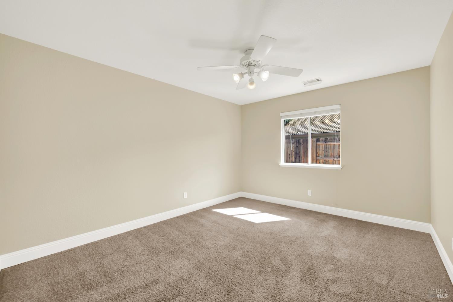 1460 Austin Drive Dixon CA 95620