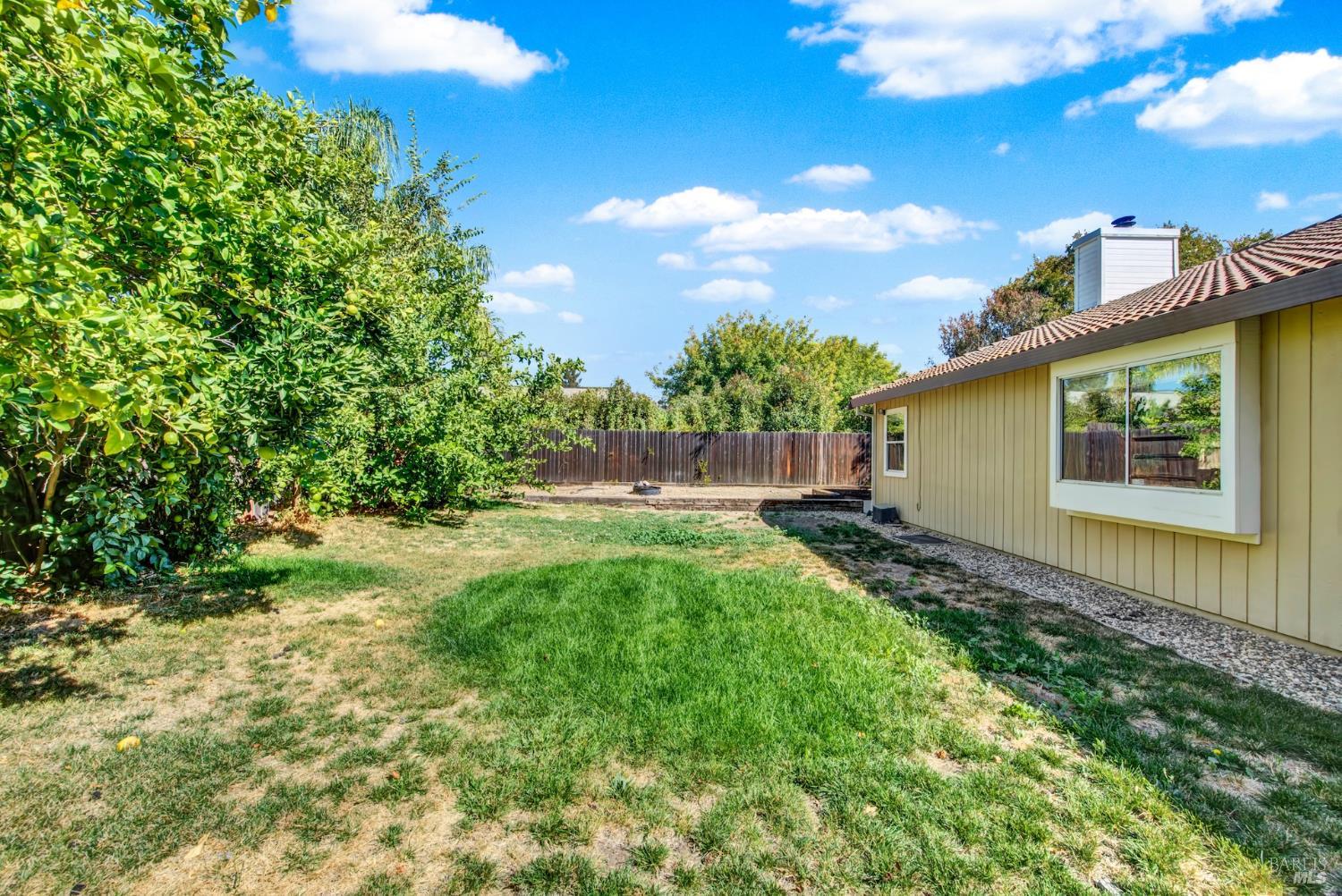 1460 Austin Drive Dixon CA 95620