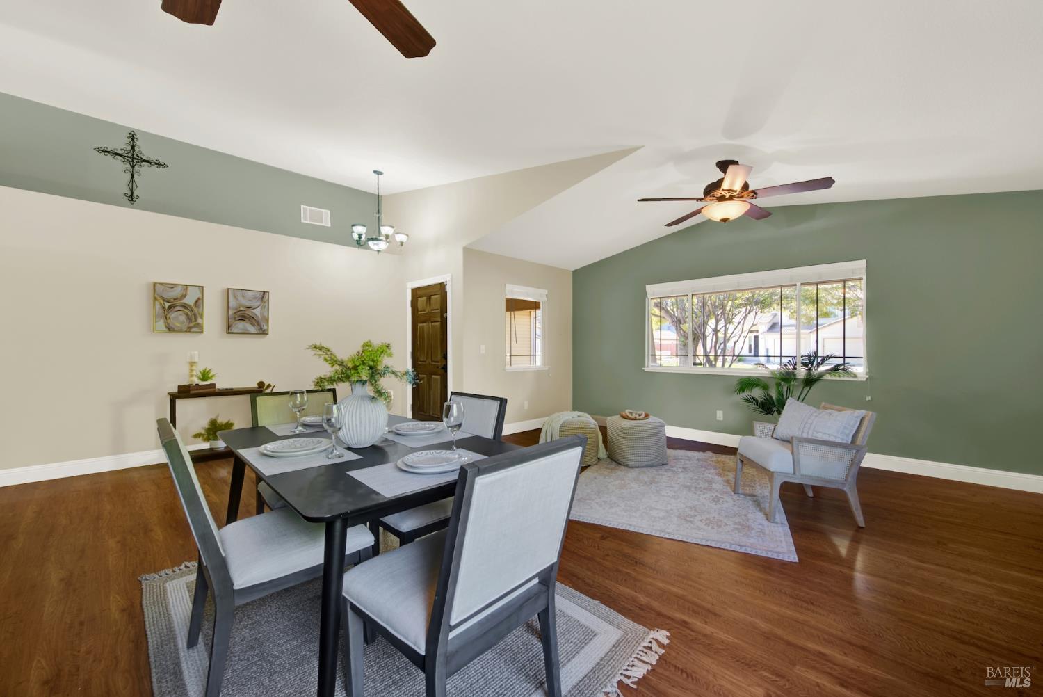 1460 Austin Drive Dixon CA 95620