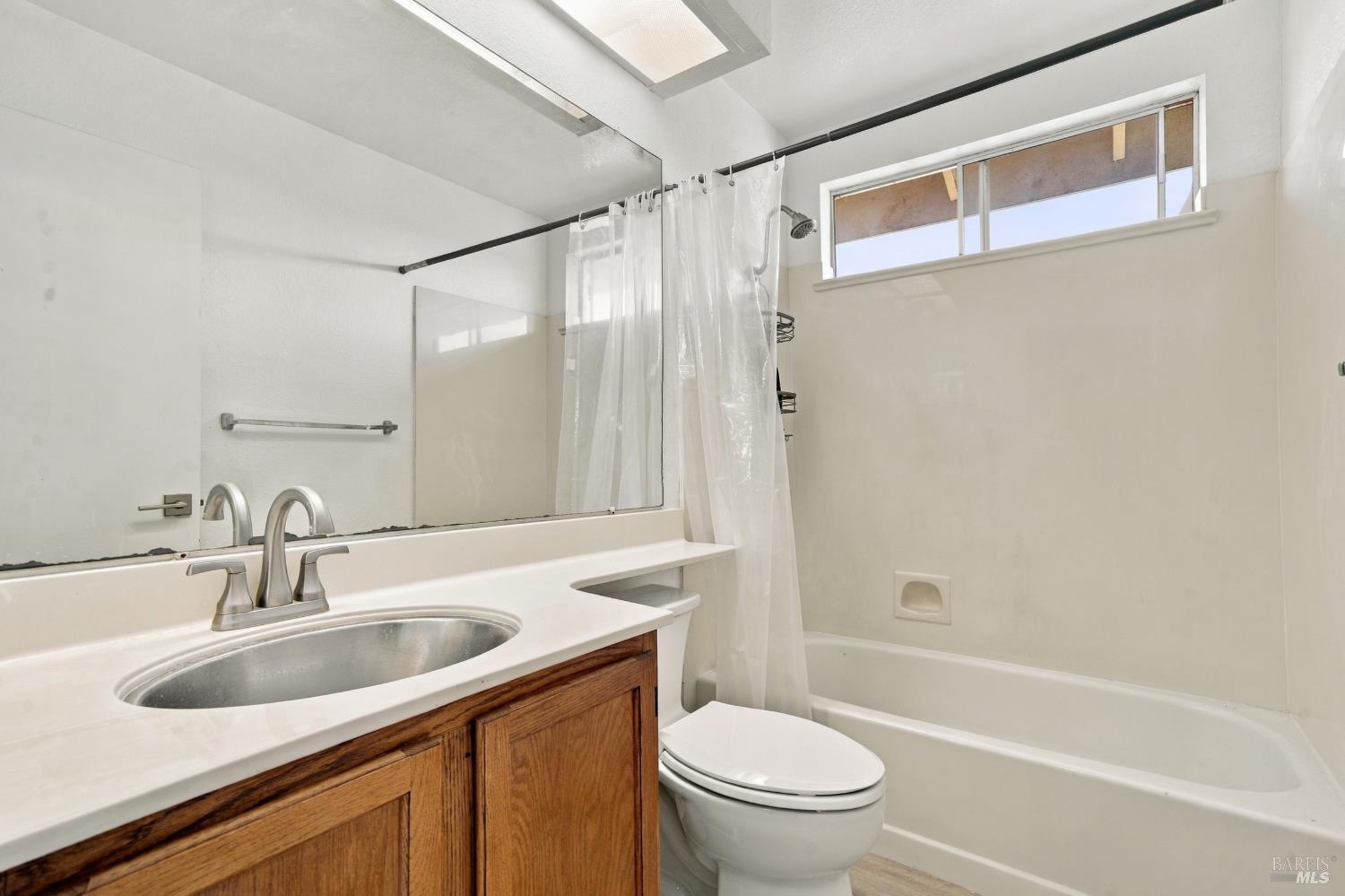 825 Britannia Drive Vallejo CA 94591