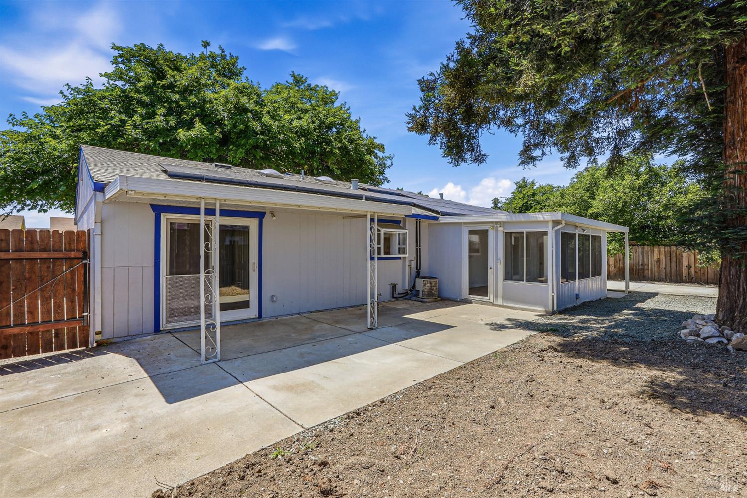 220 Long Street Suisun City CA 94585