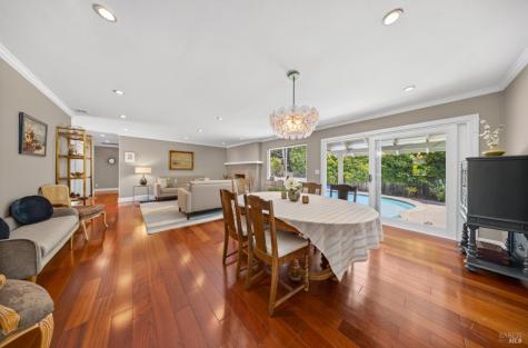 18 Devonshire Drive Novato CA 94947