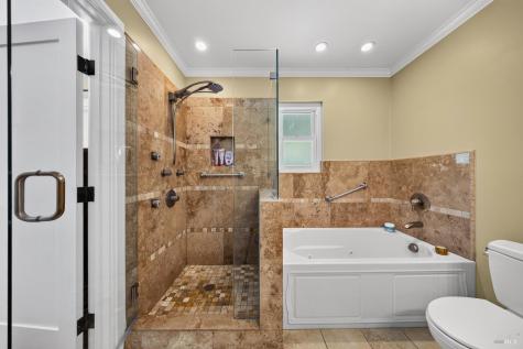 18 Devonshire Drive Novato CA 94947