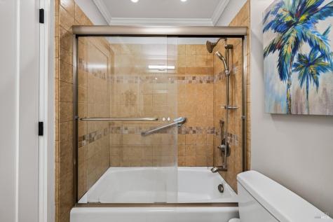 18 Devonshire Drive Novato CA 94947