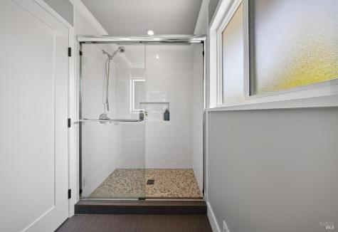 18 Devonshire Drive Novato CA 94947