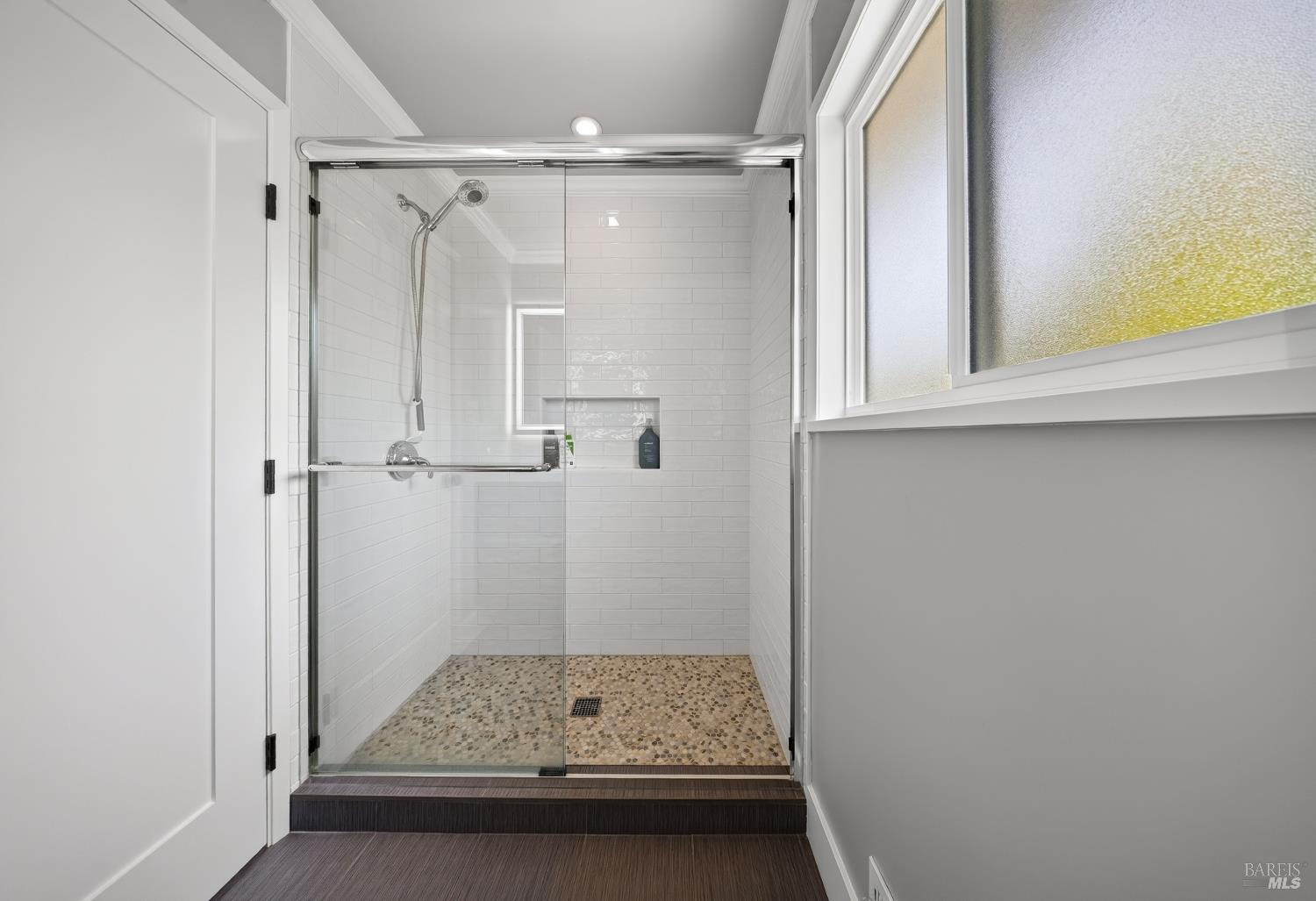 18 Devonshire Drive Novato CA 94947