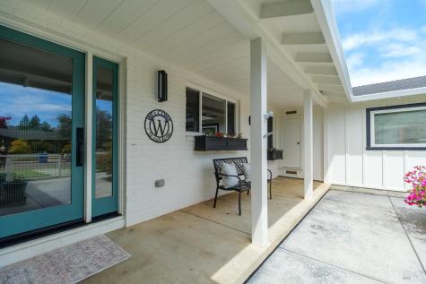 18 Devonshire Drive Novato CA 94947