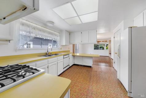 32 Roosevelt Avenue San Rafael CA 94903