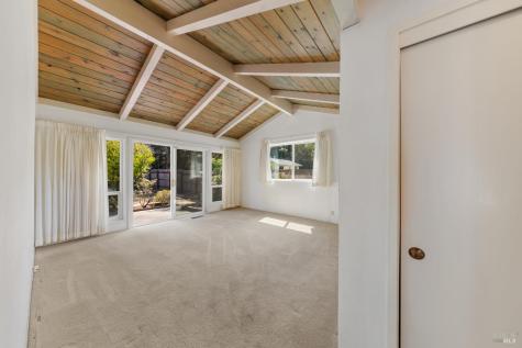 32 Roosevelt Avenue San Rafael CA 94903