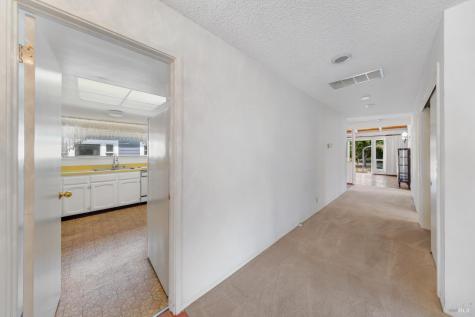 32 Roosevelt Avenue San Rafael CA 94903