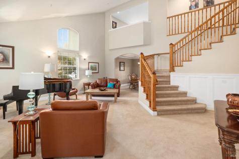 230 Clear Ridge Drive Healdsburg CA 95448