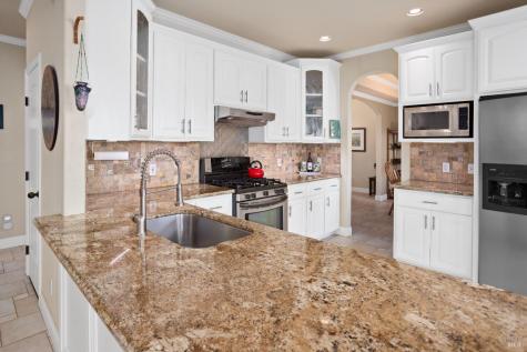 230 Clear Ridge Drive Healdsburg CA 95448