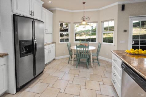 230 Clear Ridge Drive Healdsburg CA 95448