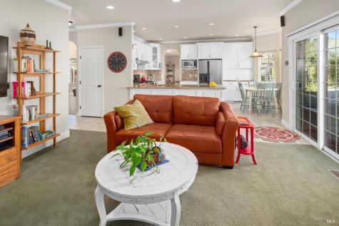 230 Clear Ridge Drive Healdsburg CA 95448