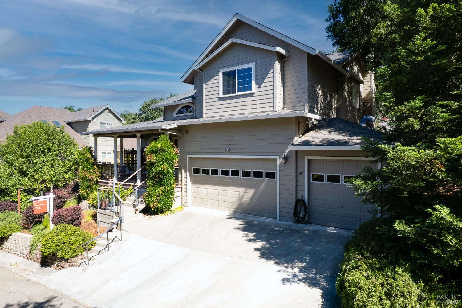 230 Clear Ridge Drive Healdsburg CA 95448