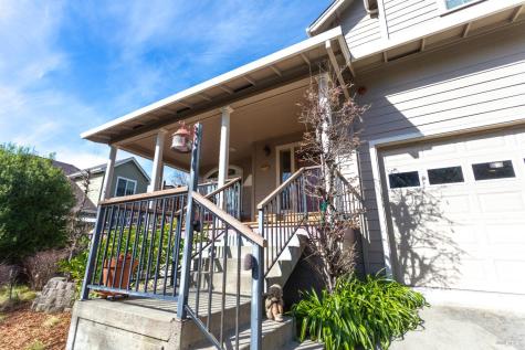 230 Clear Ridge Drive Healdsburg CA 95448