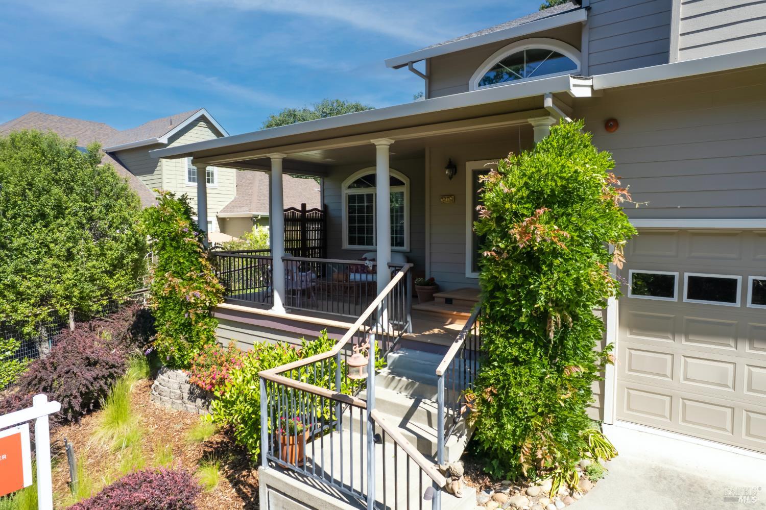 230 Clear Ridge Drive Healdsburg CA 95448