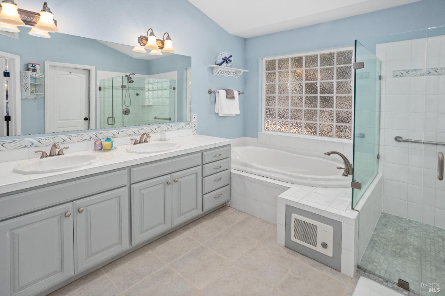 230 Clear Ridge Drive Healdsburg CA 95448