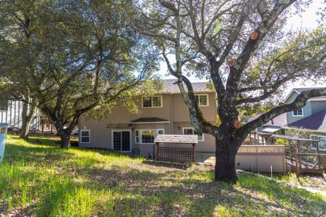 230 Clear Ridge Drive Healdsburg CA 95448