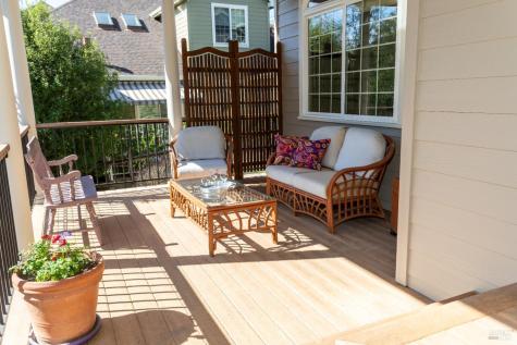 230 Clear Ridge Drive Healdsburg CA 95448