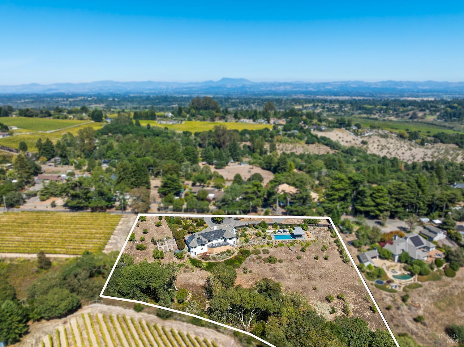 2039 Burnside Road Sebastopol CA 95472