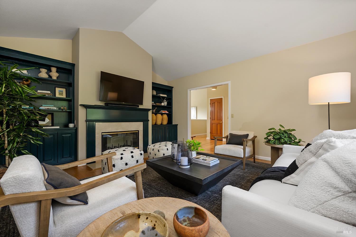 2039 Burnside Road Sebastopol CA 95472