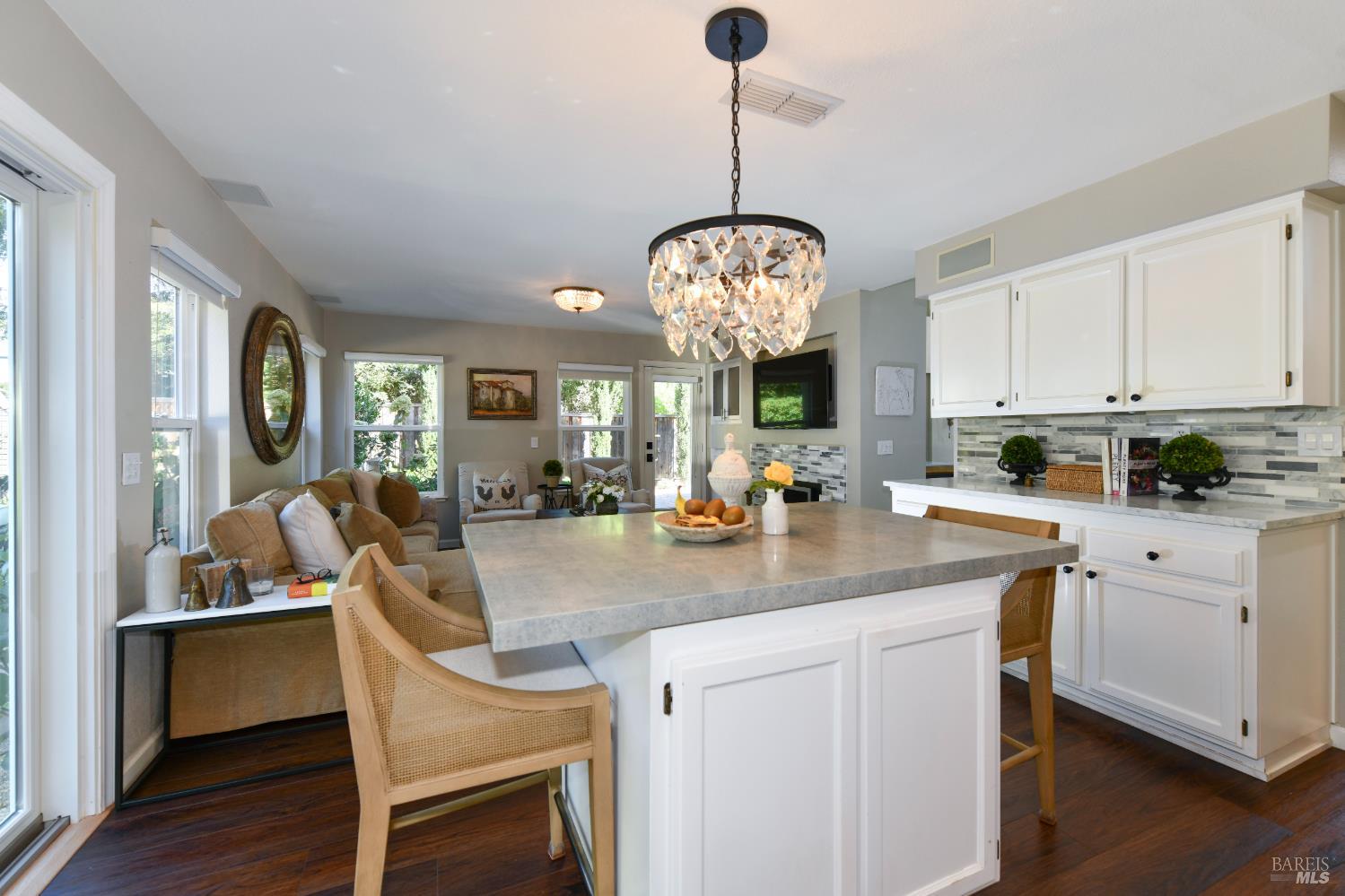 860 Knight Street Sonoma CA 95476