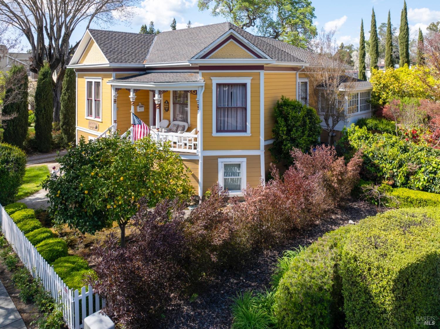 2010 1st Street Napa CA 94559