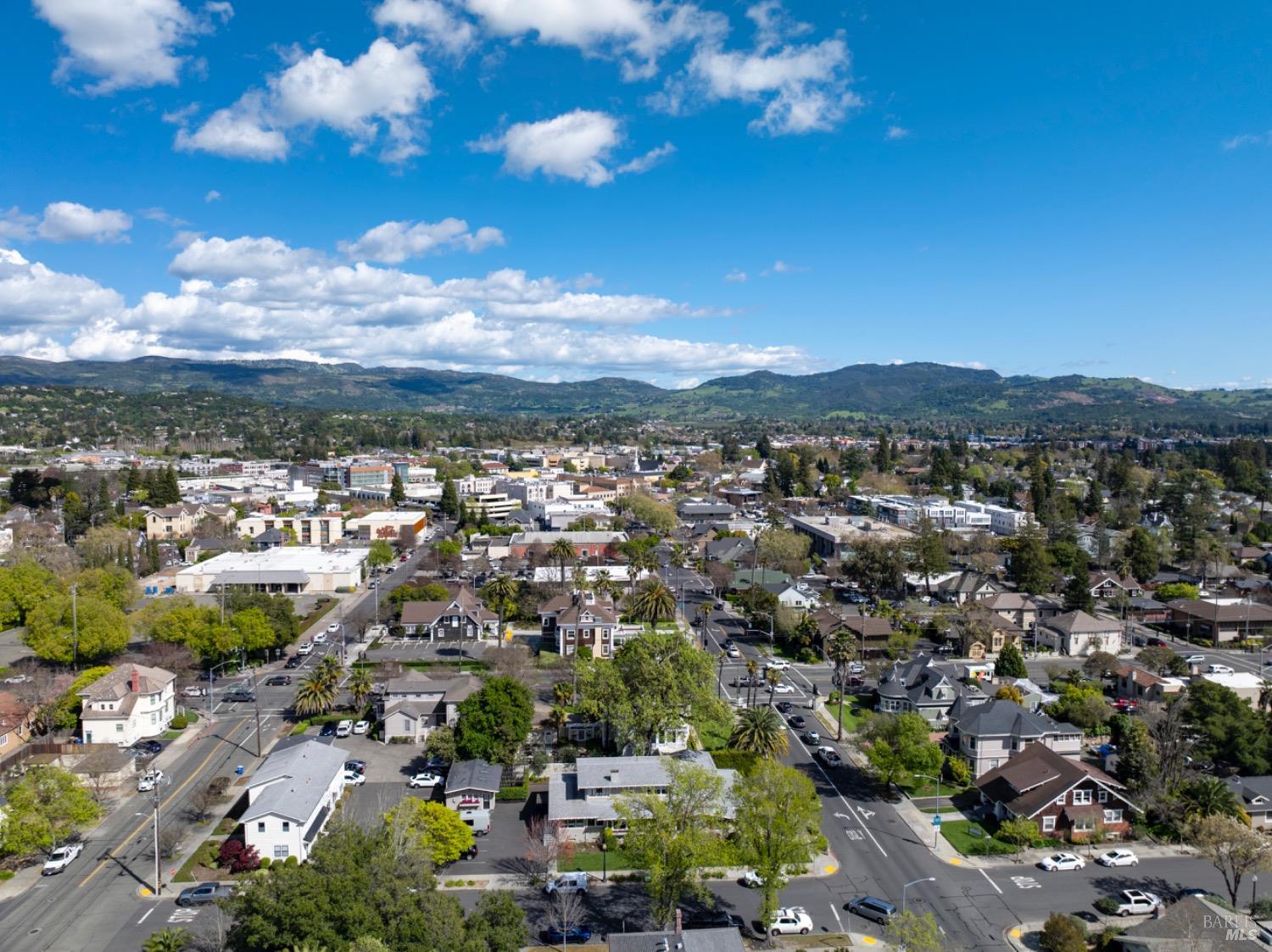 2010 1st Street Napa CA 94559