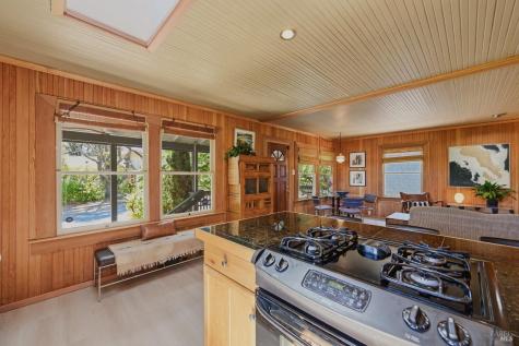 7607 Washington Avenue Sebastopol CA 95472