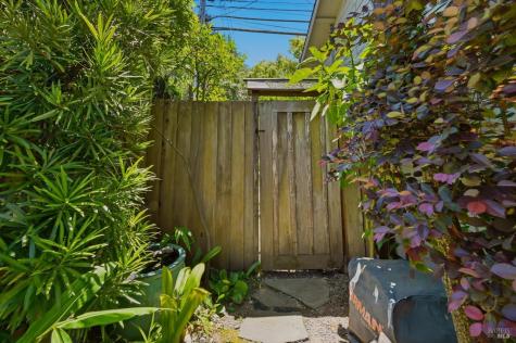 7607 Washington Avenue Sebastopol CA 95472