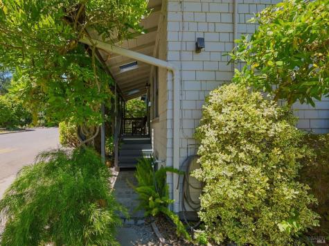 7607 Washington Avenue Sebastopol CA 95472