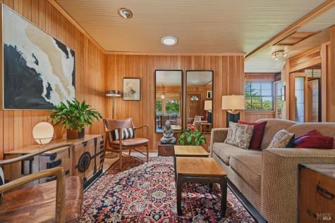 7607 Washington Avenue Sebastopol CA 95472