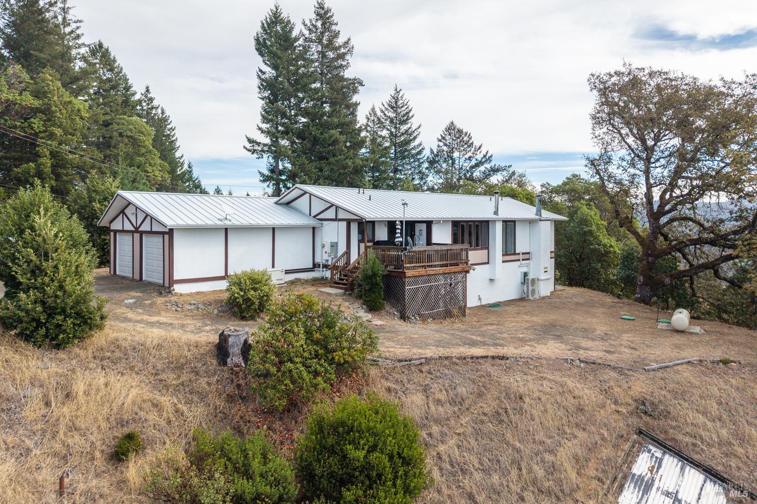 2701 Blackhawk Drive Willits CA 95490