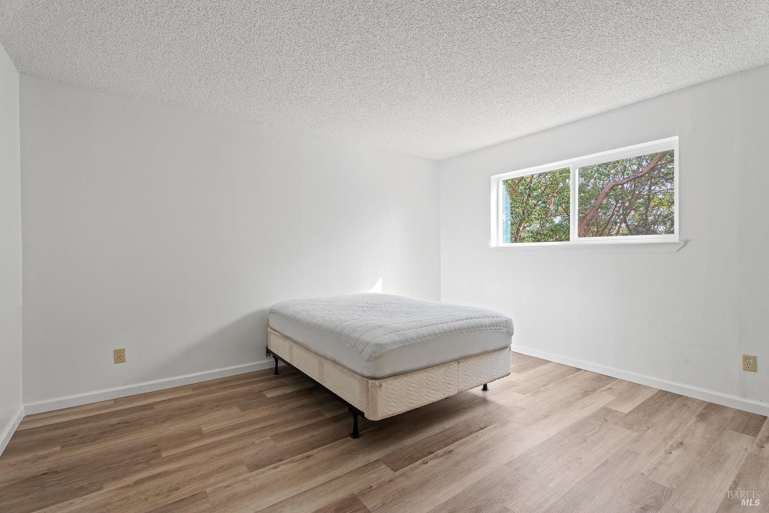 2701 Blackhawk Drive Willits CA 95490