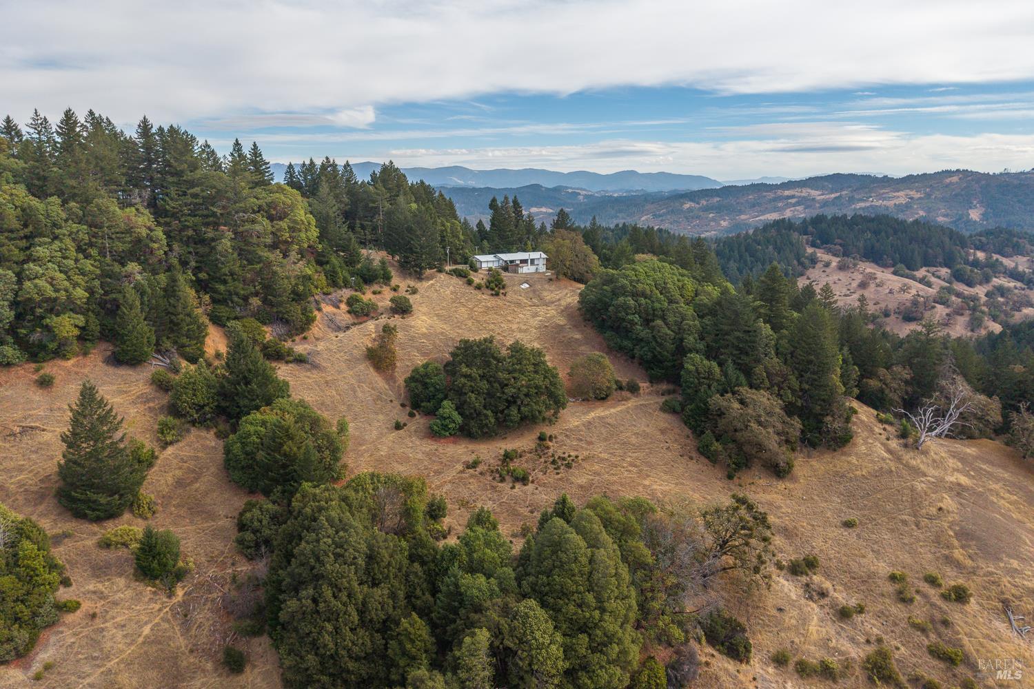 2701 Blackhawk Drive Willits CA 95490
