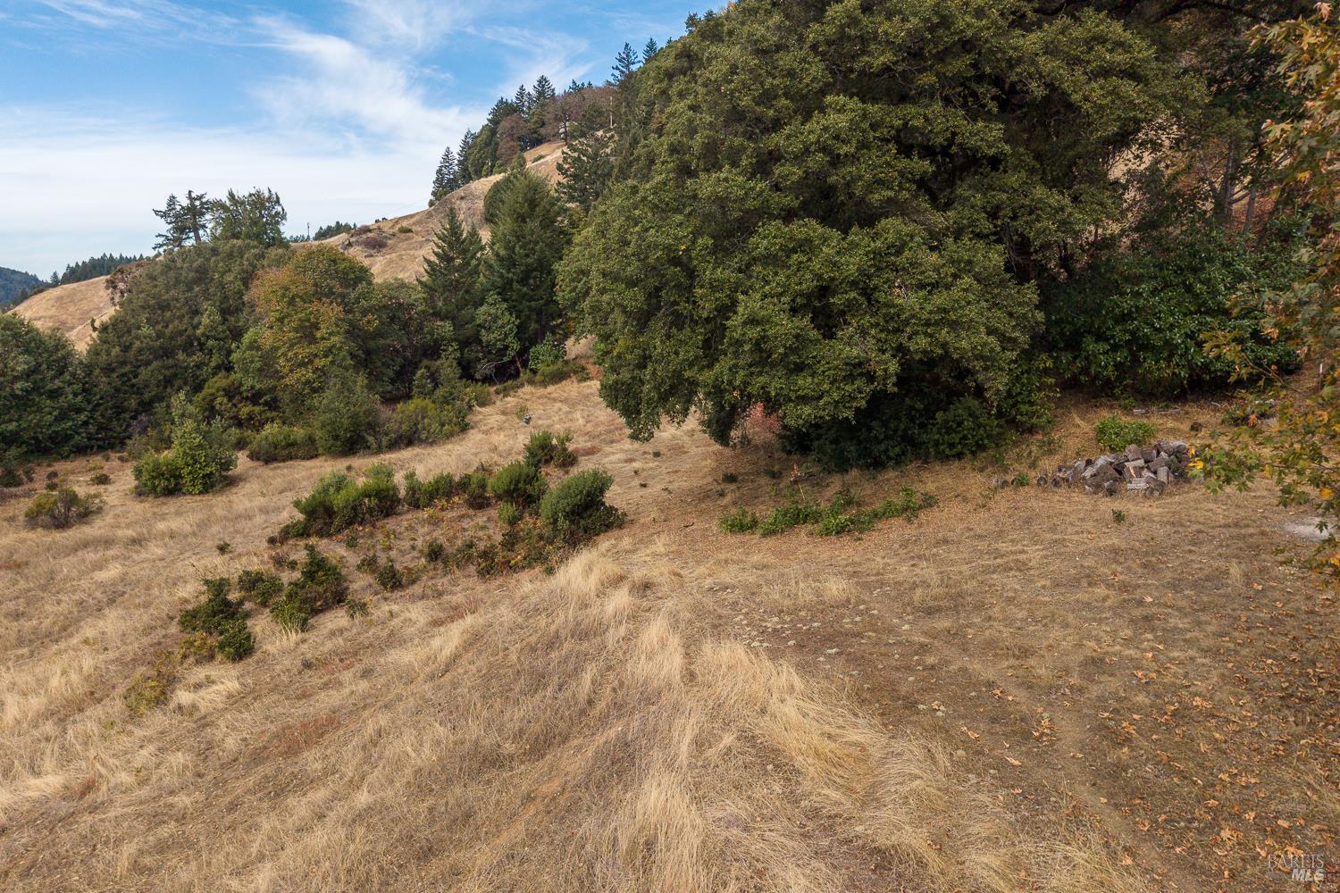 2701 Blackhawk Drive Willits CA 95490