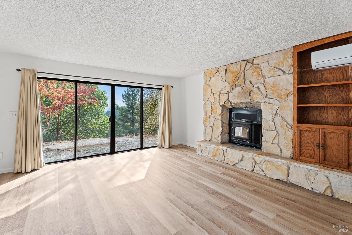 2701 Blackhawk Drive Willits CA 95490
