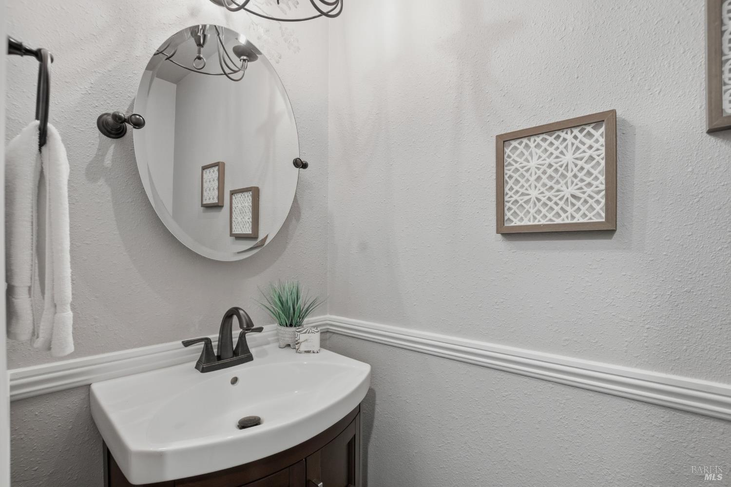 62 Avalon Court Napa CA 94558