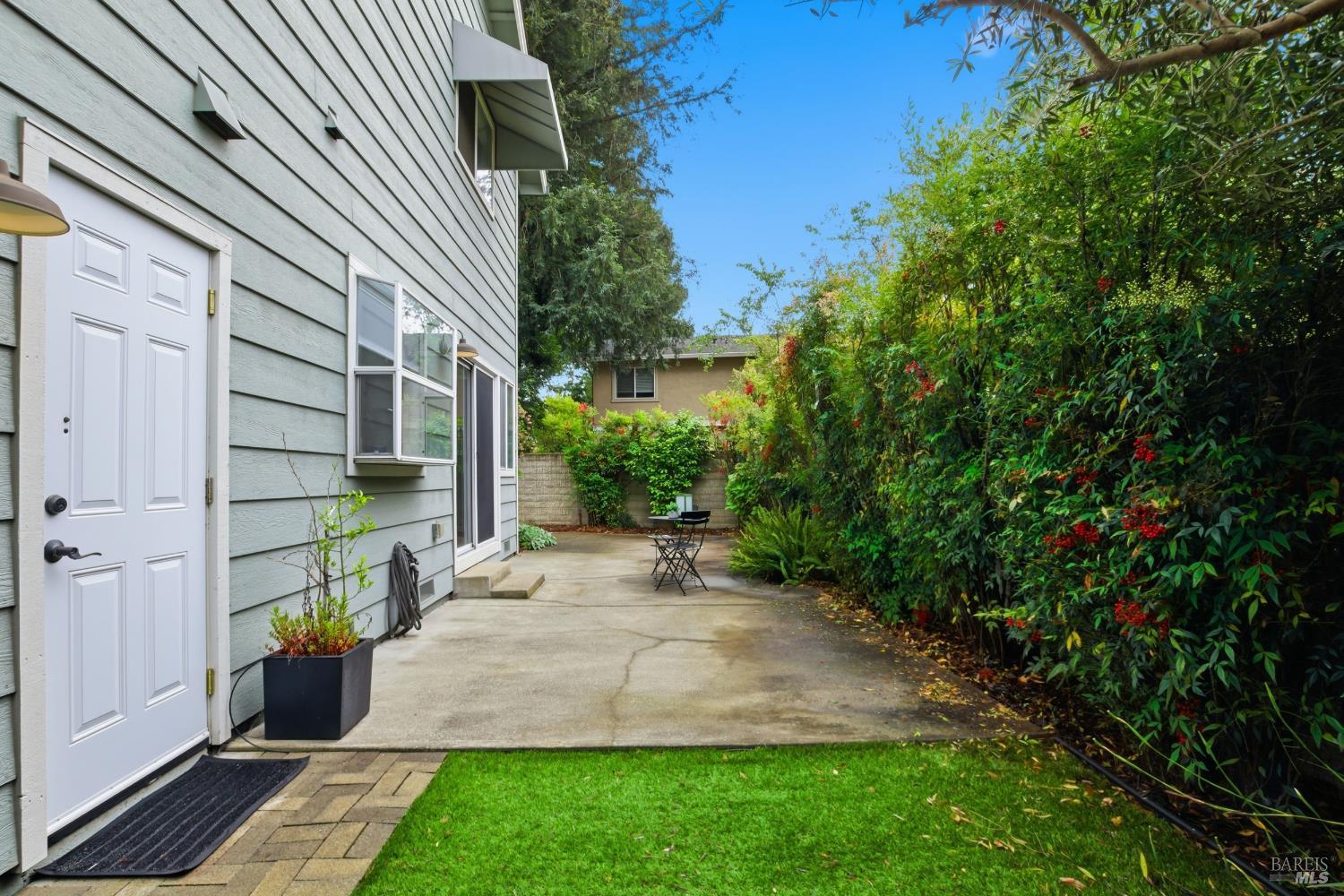 62 Avalon Court Napa CA 94558