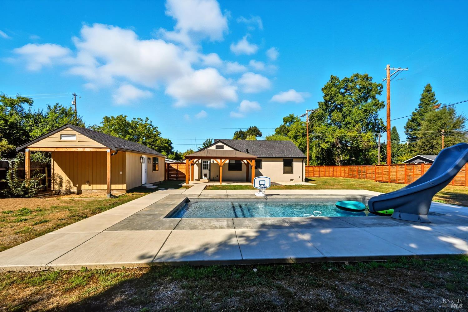 9584 Rice Street Upper Lake CA 95485