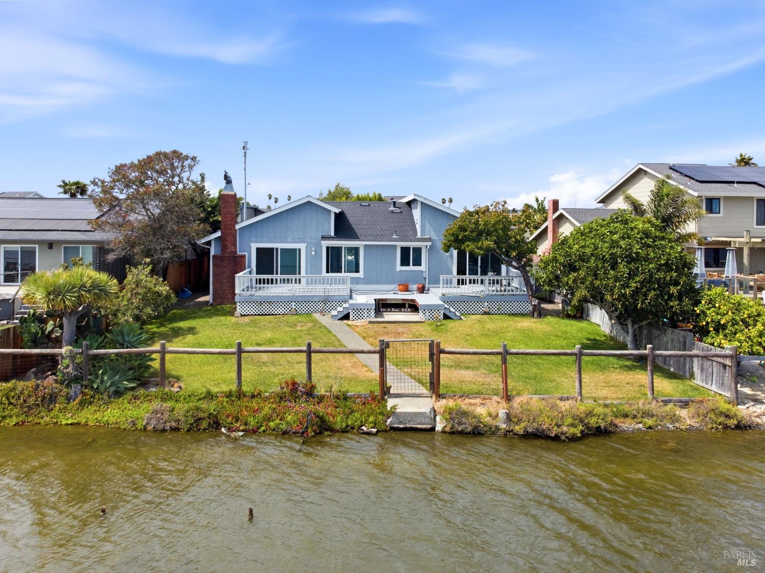88 Bahama Reef Novato CA 94949