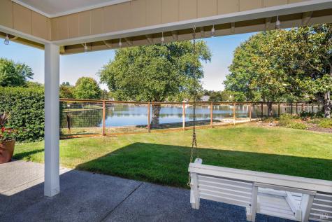 9636 Lakewood Drive Windsor CA 95492