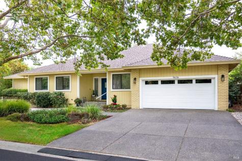 9636 Lakewood Drive Windsor CA 95492