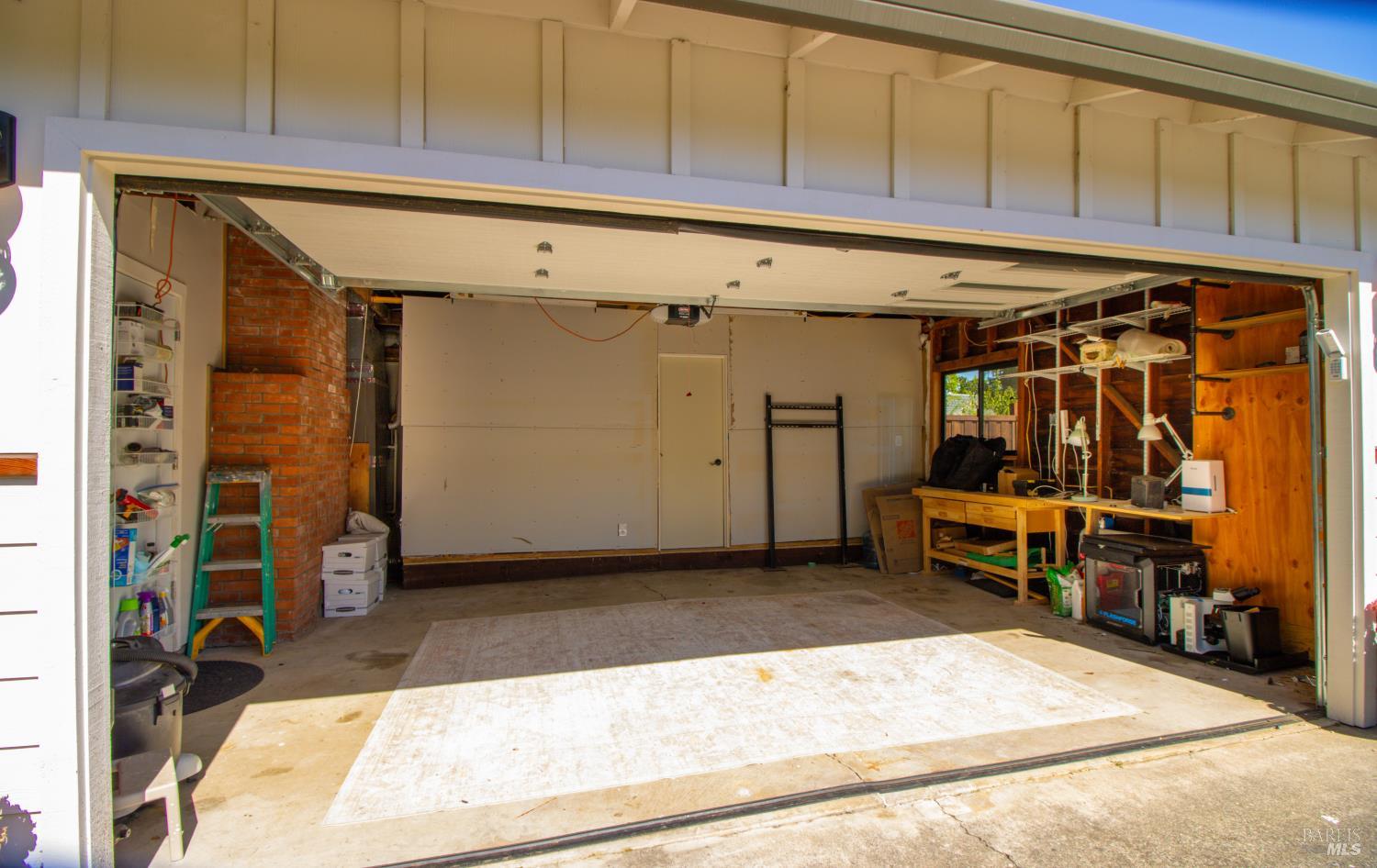 715 Pomolita Way Ukiah CA 95482